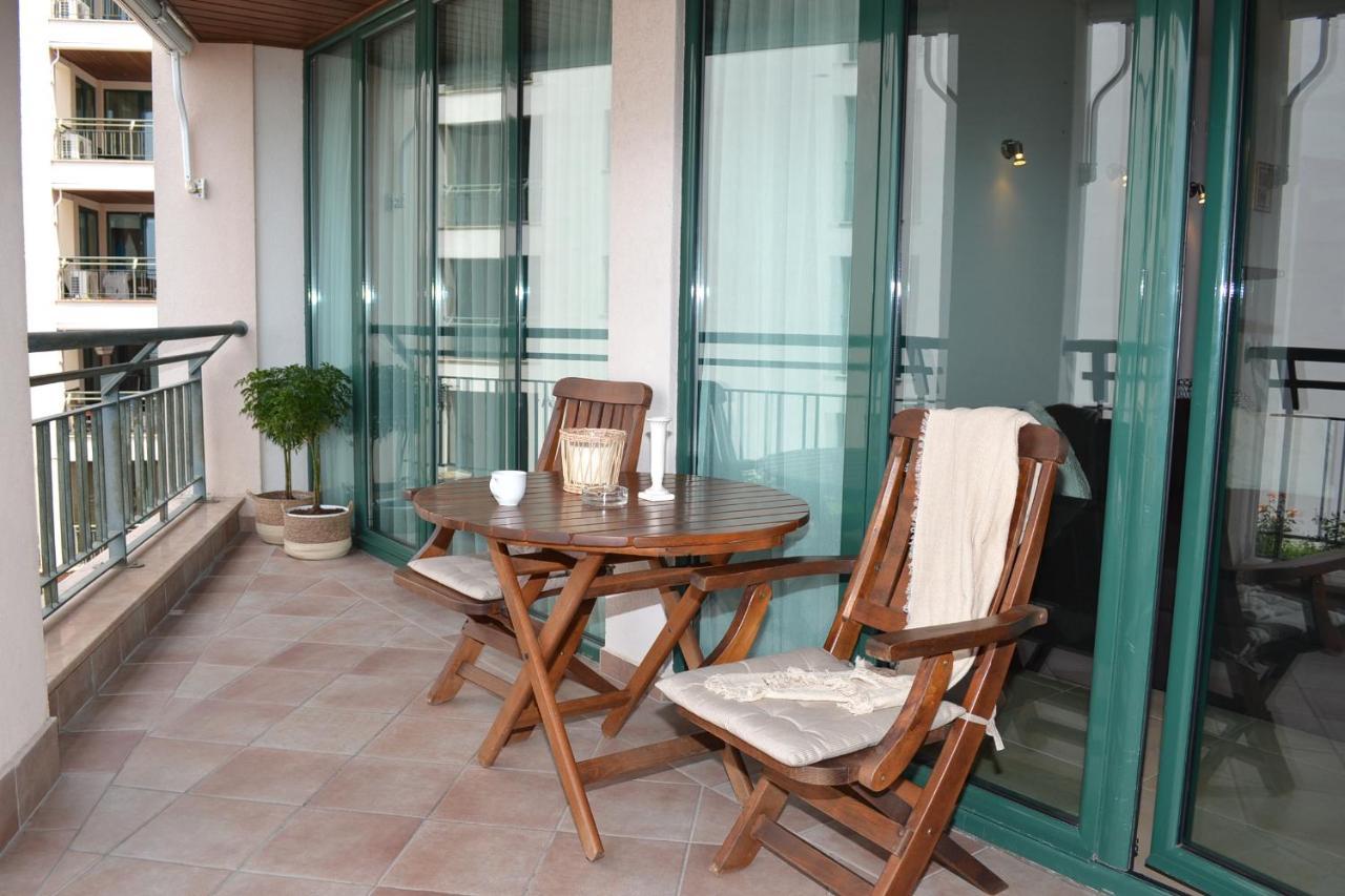 Port Balchik Apartment Extérieur photo