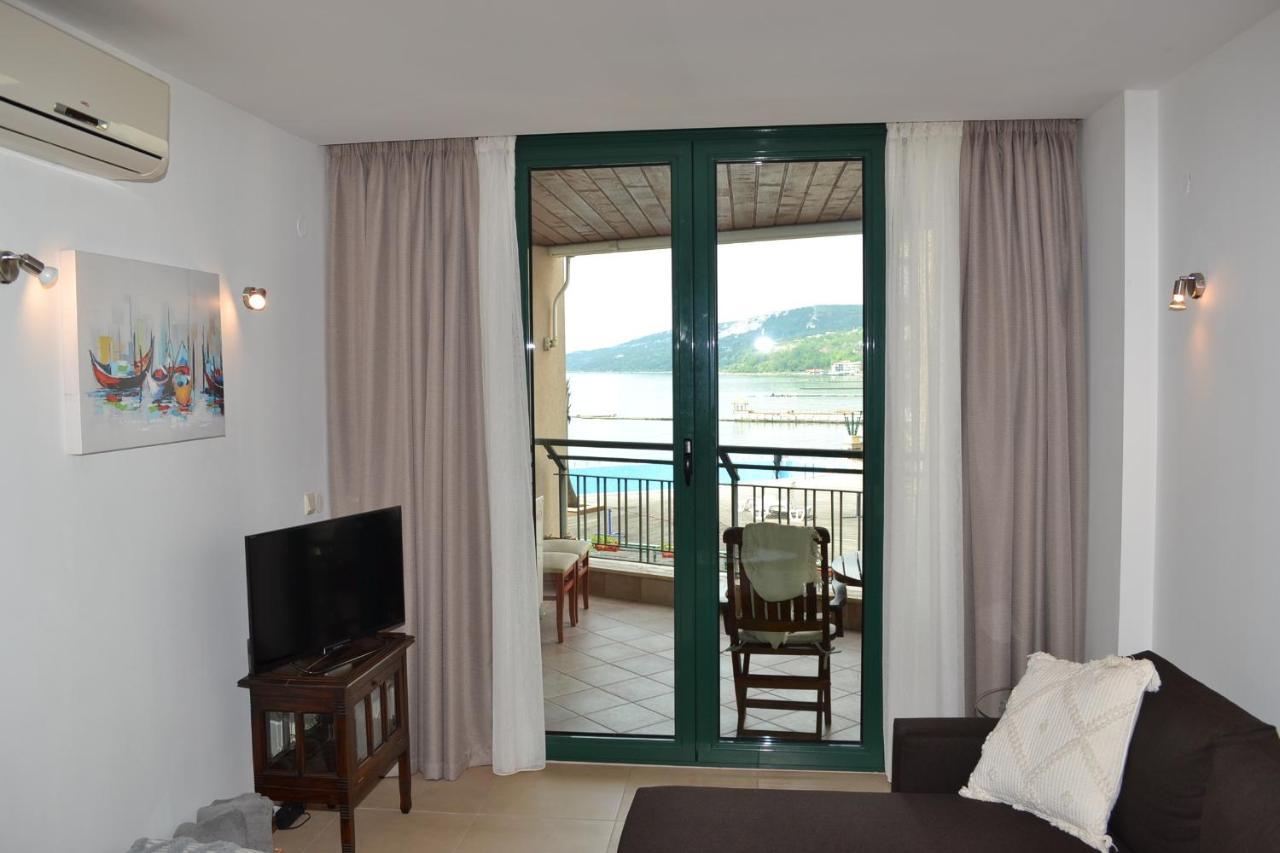 Port Balchik Apartment Extérieur photo