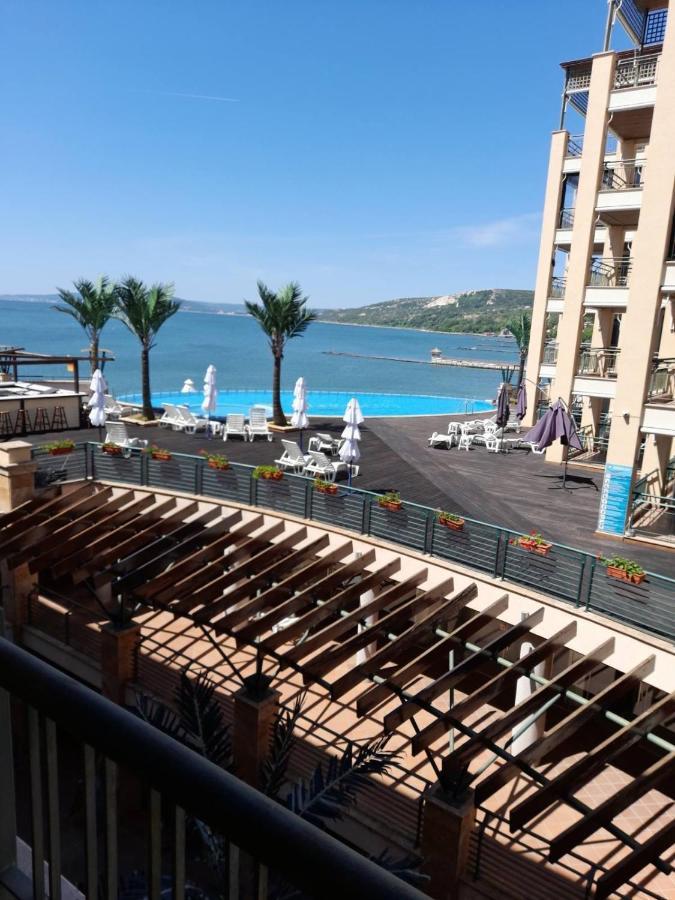 Port Balchik Apartment Extérieur photo